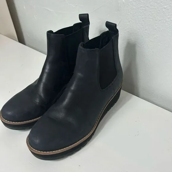 Eileen fisher washed leather wedge Chelsea booties size 8 - Picture 4 of 9